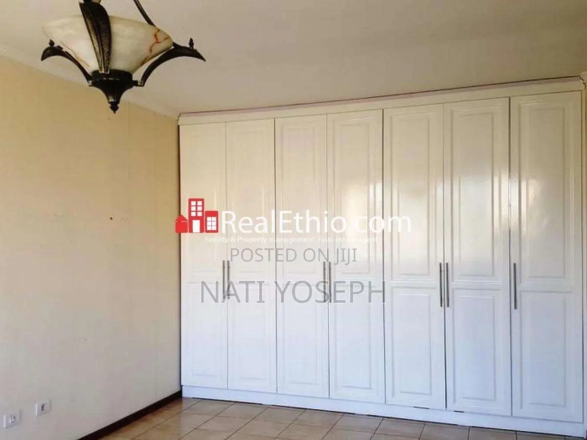 5bdrm House in Nifas Silk-Lafto for sale