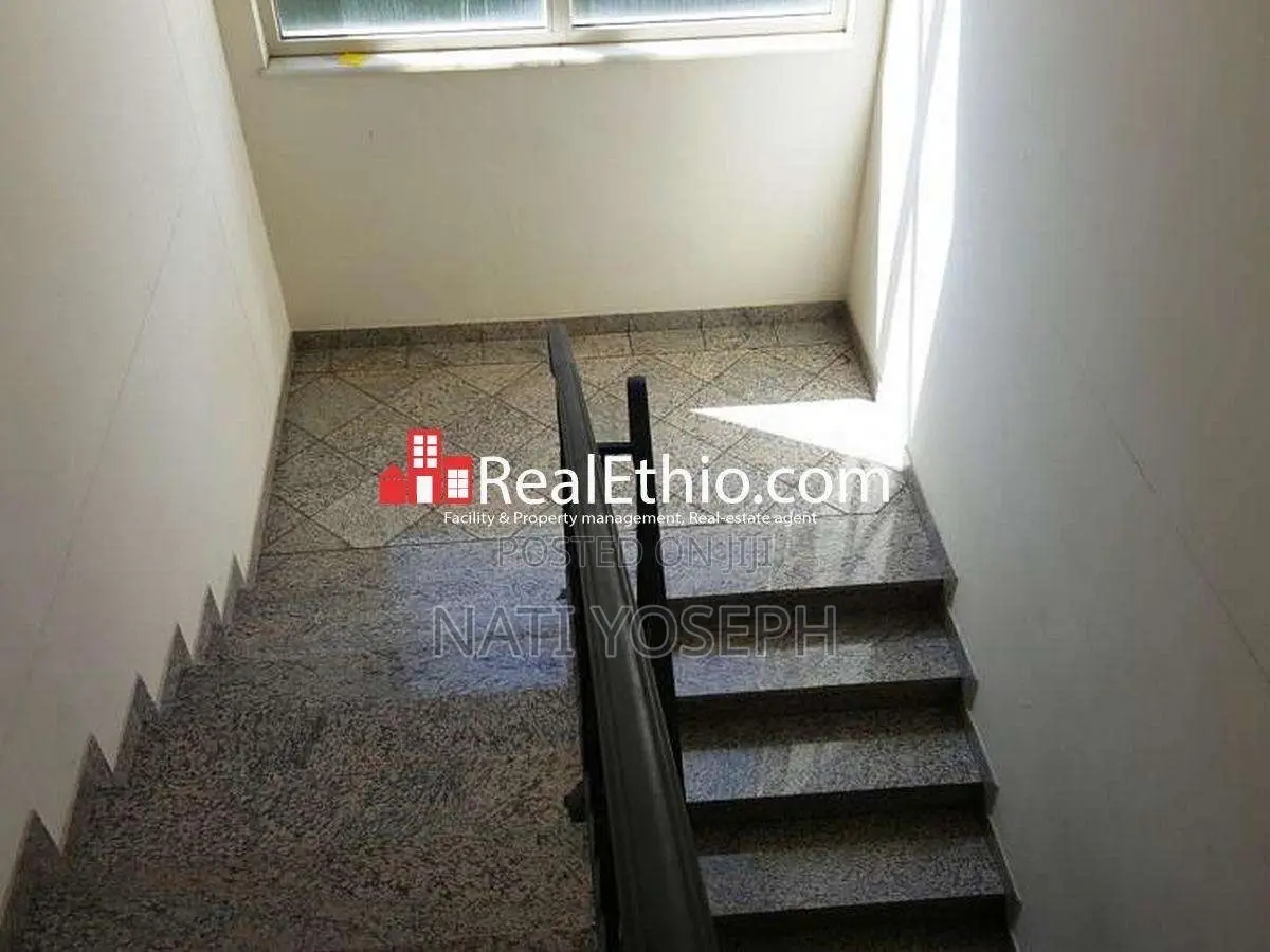 5bdrm House in Nifas Silk-Lafto for sale