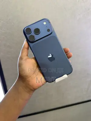 New Apple iPhone 17 Pro 256 GB Blue