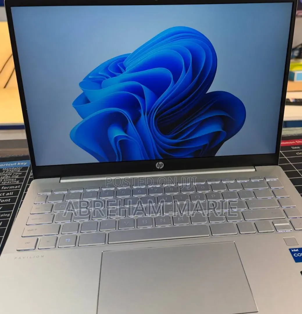 New Laptop HP Pavilion 14 16GB Intel Core i5 SSD 512GB