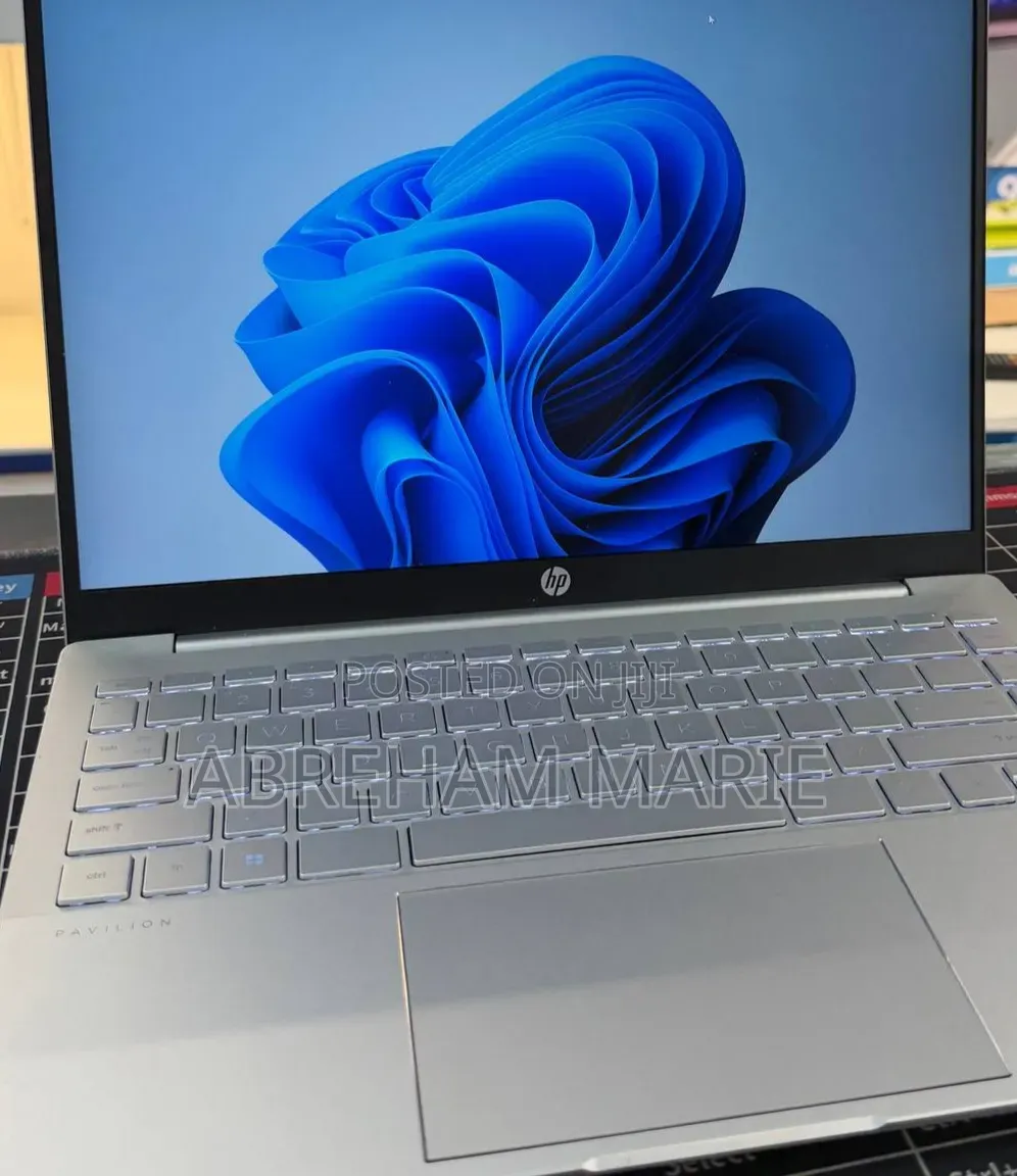 New Laptop HP Pavilion 14 16GB Intel Core i5 SSD 512GB