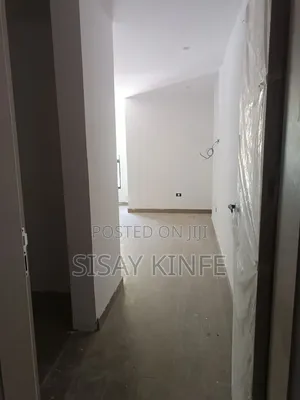 2bdrm Apartment in ኢሶል, Bole for sale