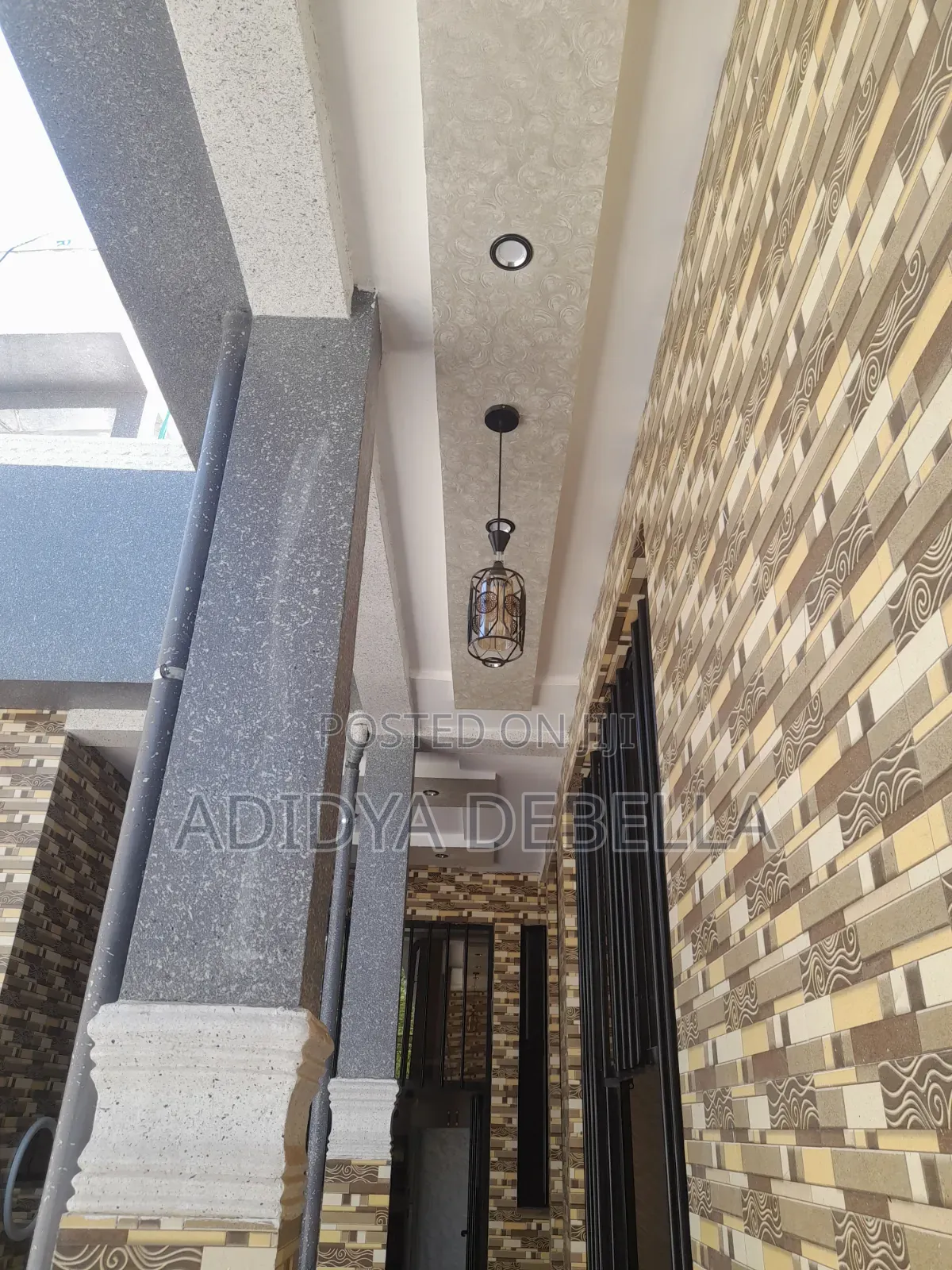 5bdrm House in Gelan, Akaky Kaliti for sale