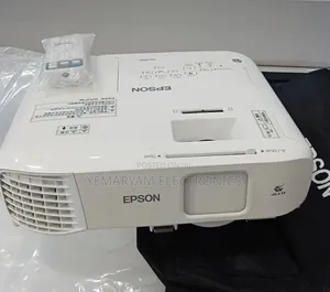 Epson Cb-2042 Full HD
3lcd