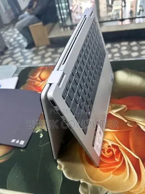 New Laptop HP OmniBook 7 14" 16GB Intel Core 7 SSD 512GB