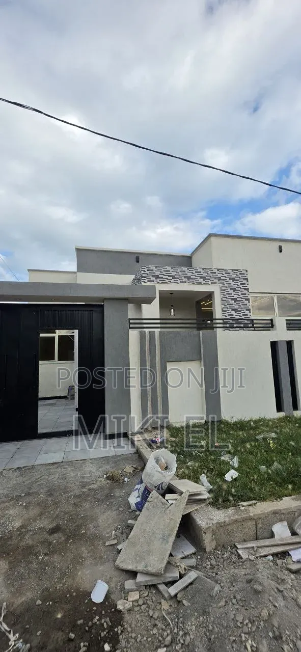 Furnished 3bdrm Villa in 49, Bole for sale