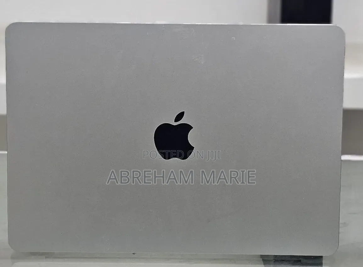 New Laptop Apple MacBook Air 2022 M2 8GB Intel Core M2 SSD 256GB