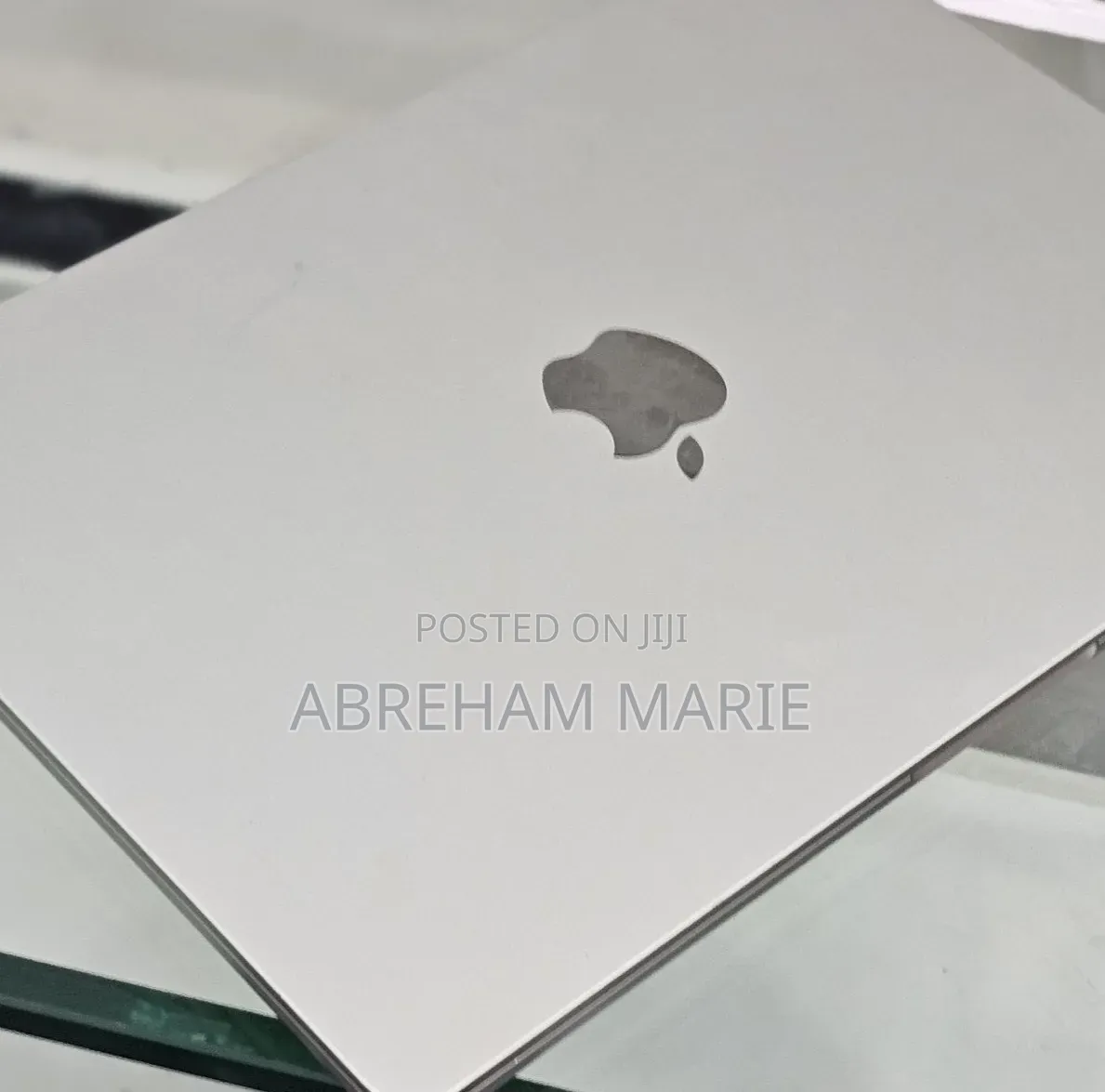 New Laptop Apple MacBook Air 2022 M2 8GB Intel Core M2 SSD 256GB