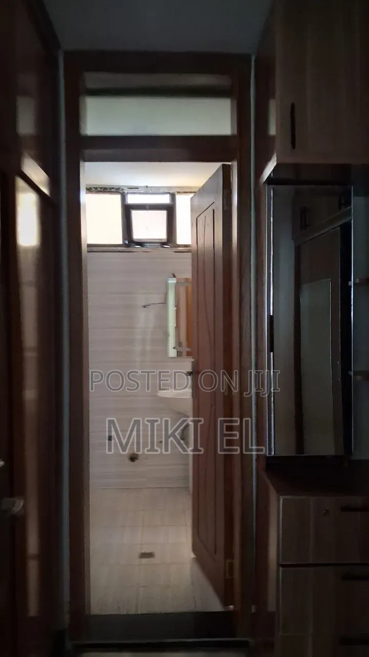 Furnished 4bdrm House in አያት, Bole for sale