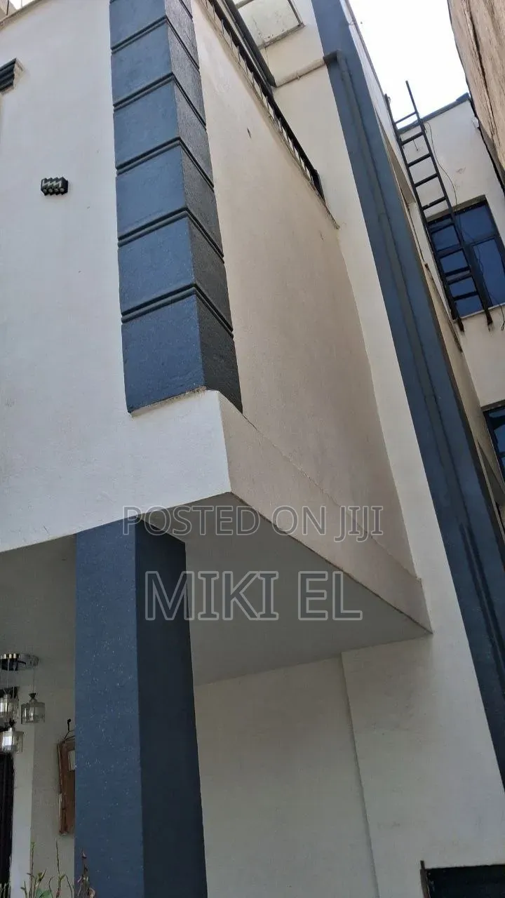 Furnished 4bdrm House in አያት, Bole for sale