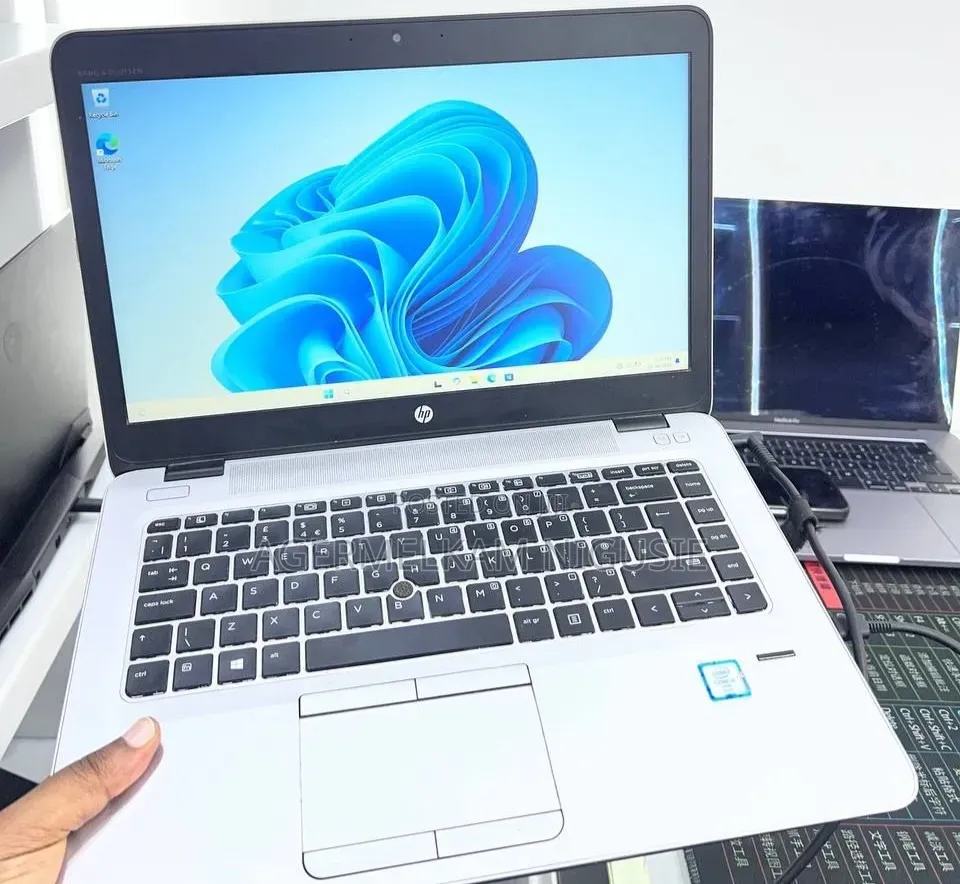 New Laptop HP EliteBook 840 G3 8GB Intel Core i5 HDD 1T