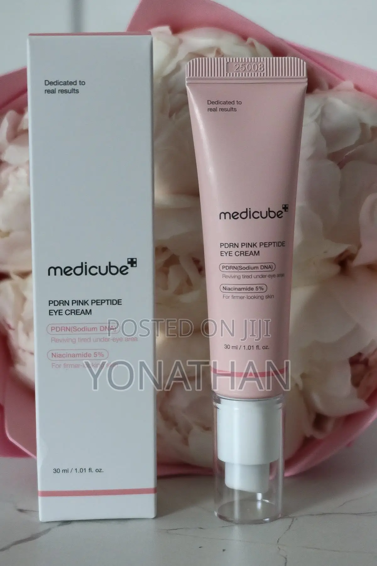Medicube PDRN Pink Peptide Eye Cream
