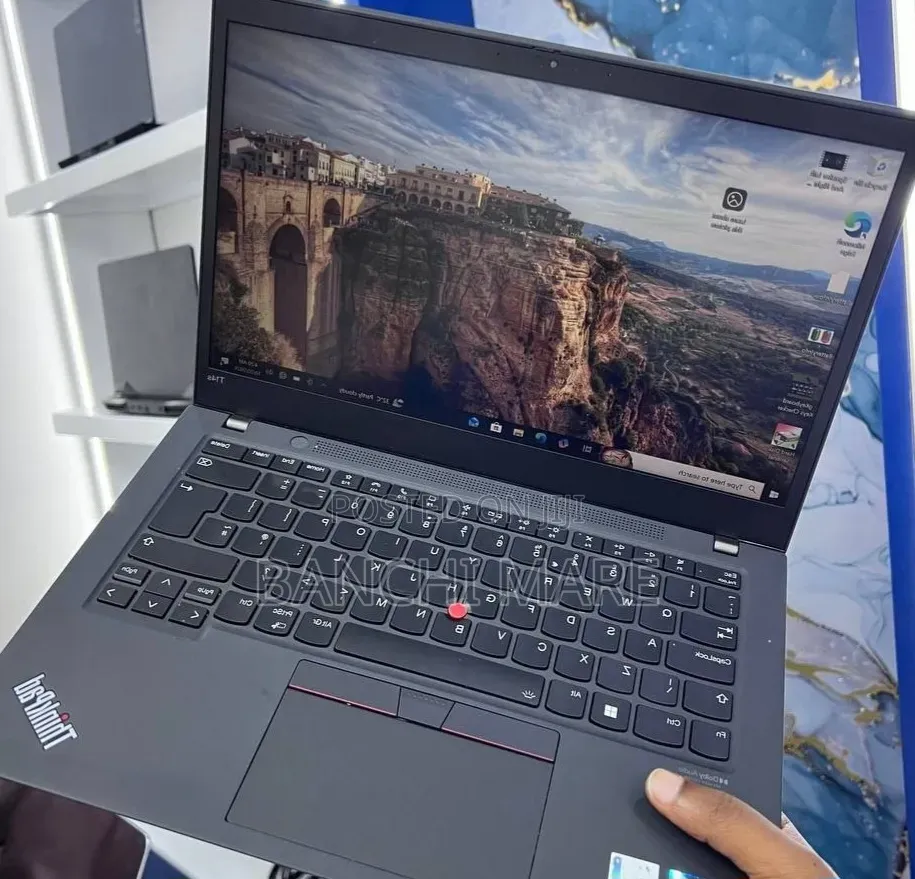 New Laptop Lenovo ThinkPad T14s G4 16GB Intel Core i5 SSD 512GB