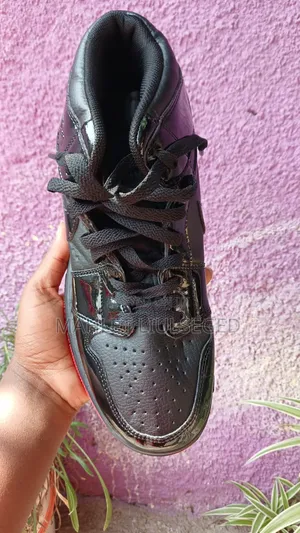 Sell Shoes