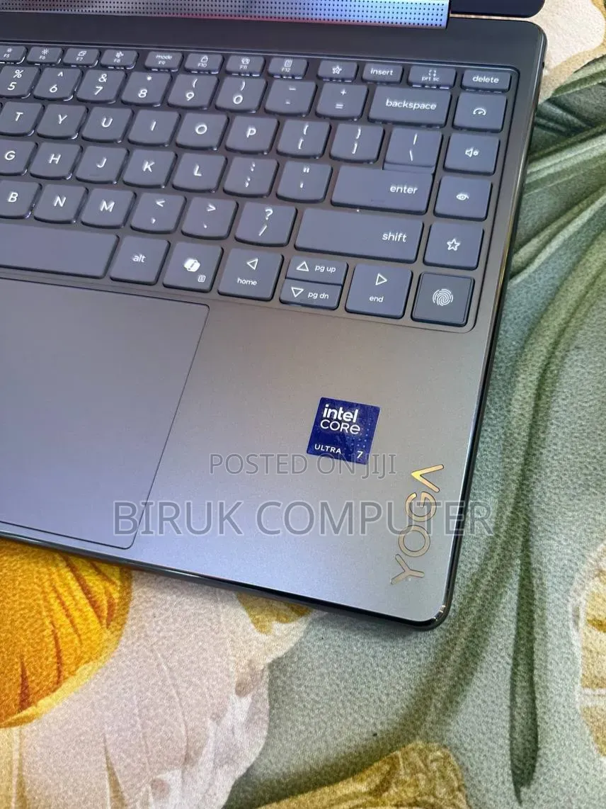 New Laptop Lenovo Yoga 9 16GB Intel Core Ultra 7 SSD 1T