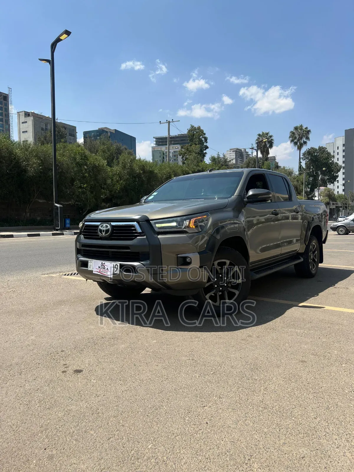 Toyota Hilux 2021 Gray