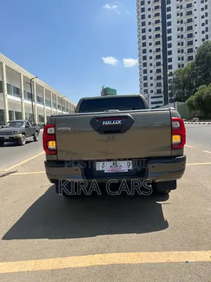 Toyota Hilux 2021 Gray