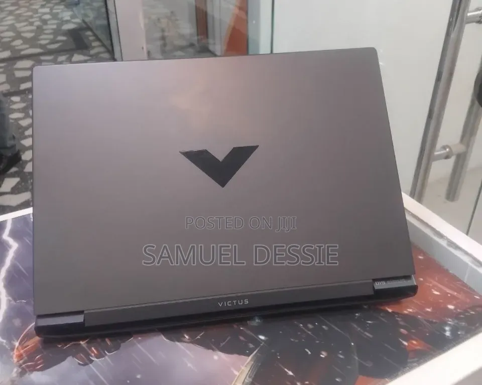 New Laptop HP Victus 16 16GB AMD Ryzen 5 SSD 512GB
