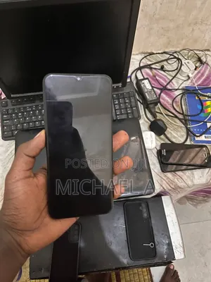 Samsung Galaxy M13 128 GB Blue