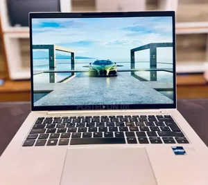 New Laptop HP EliteBook 1040 G8 16GB Intel Core i7 SSD 512GB