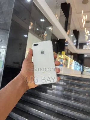 Apple iPhone 8 Plus 64 GB White