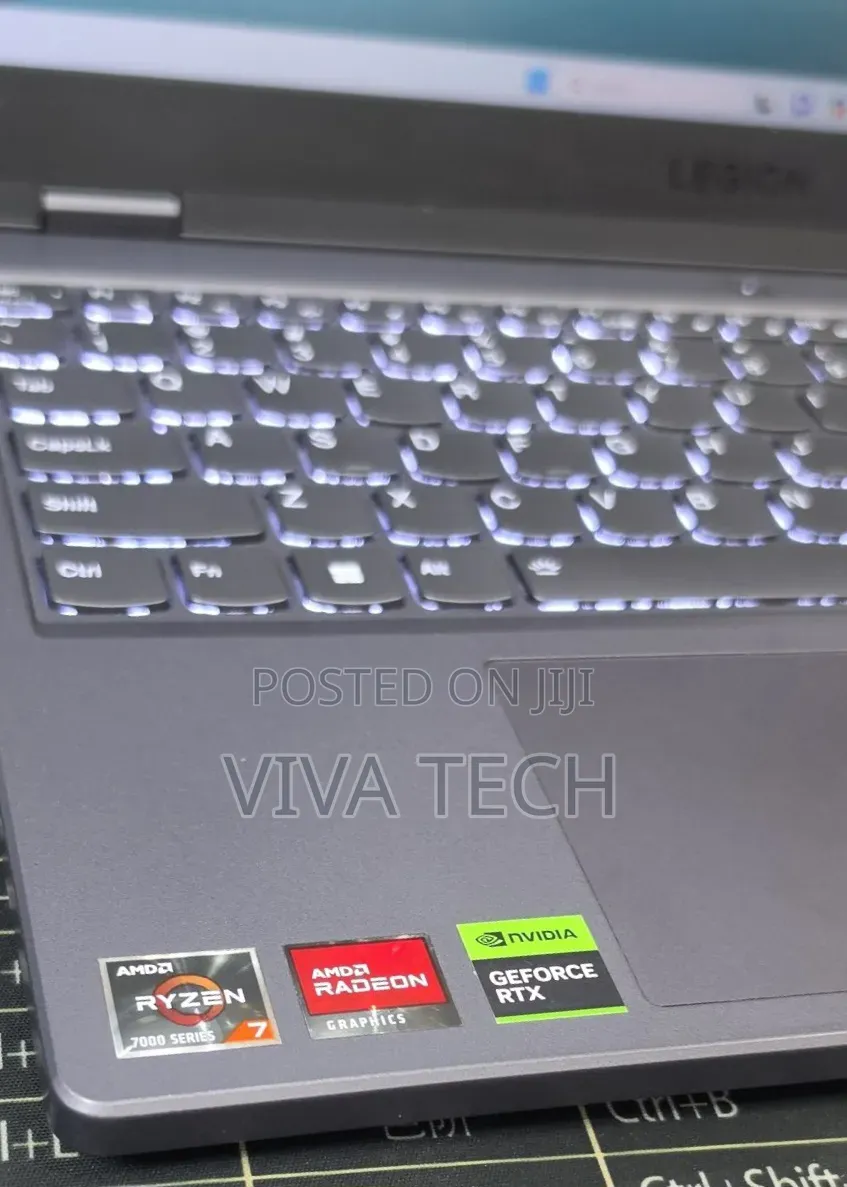 New Laptop Lenovo 16GB AMD Ryzen 7 SSD 512GB