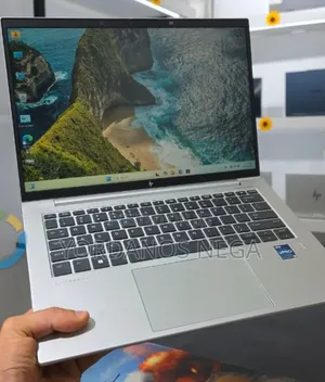 New Laptop HP EliteBook 840 G9 16GB Intel Core i7 SSD 512GB