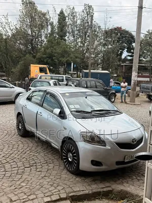 Toyota Belta 2007 Gray