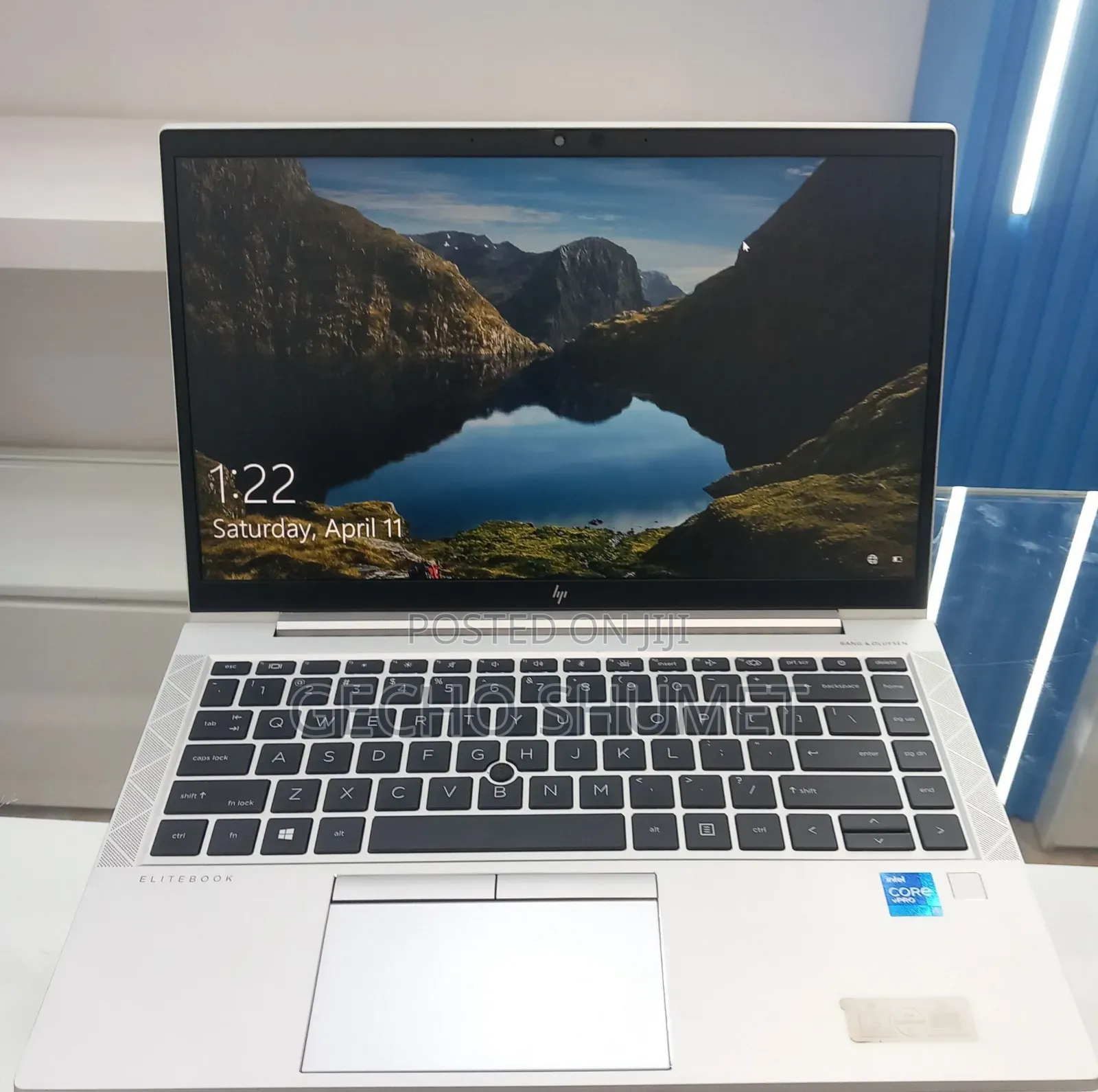New Laptop HP EliteBook 840 G8 16GB Intel Core i5 SSD 512GB