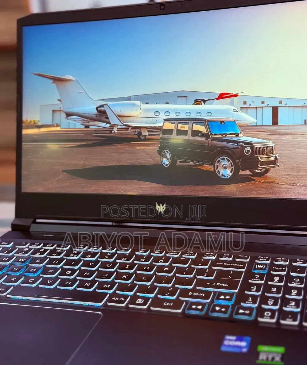 New Laptop Acer Predator Helios 300 16GB Intel Core i7 SSD 512GB