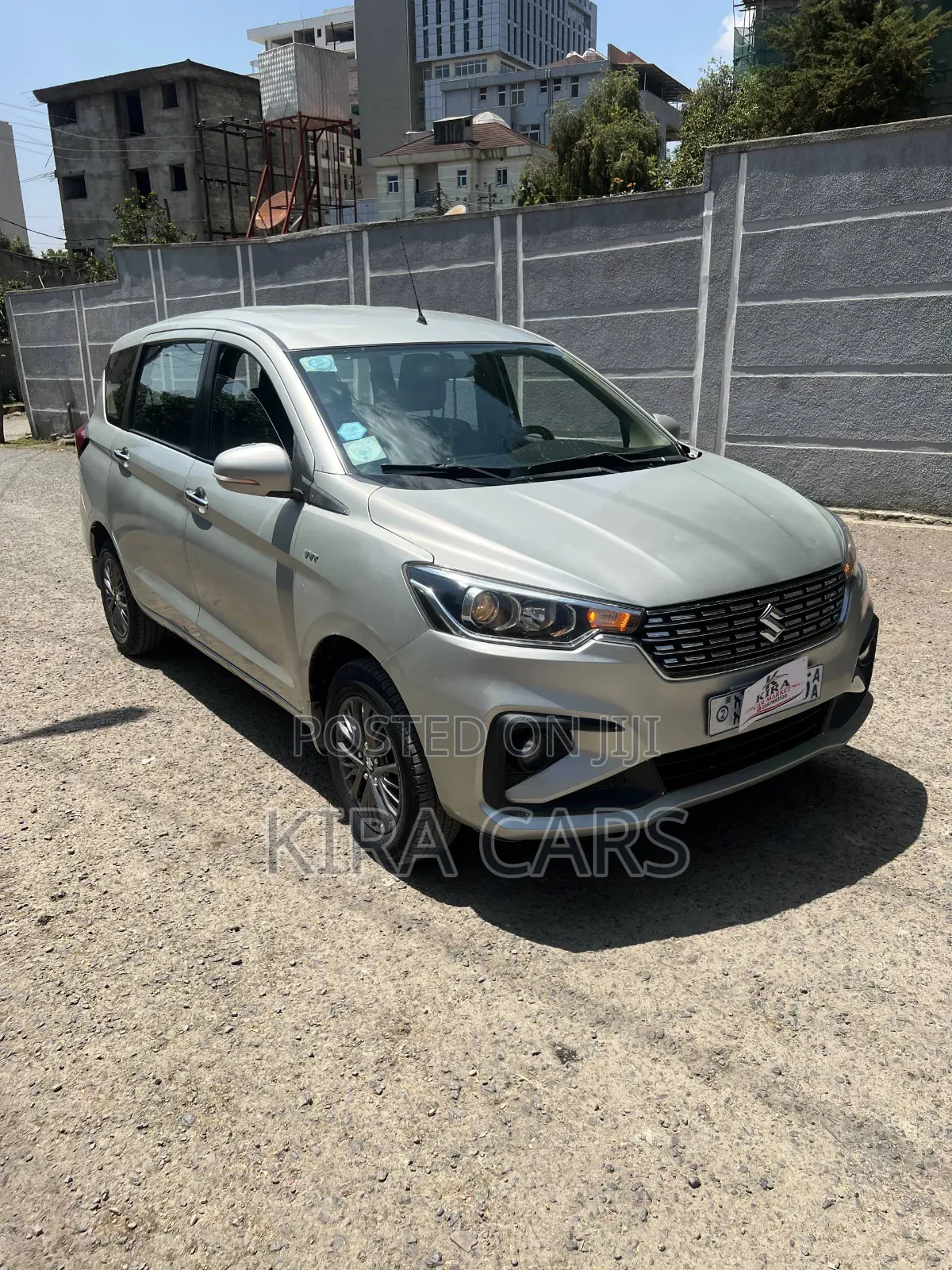 Suzuki Ertiga 2021 Silver