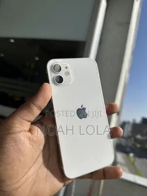Apple iPhone 12 128 GB White