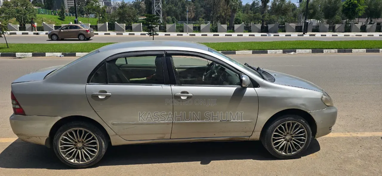 Toyota Corolla 2003 Silver