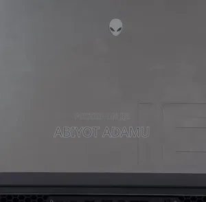 New Laptop Alienware M18 R2 16GB Intel Core i9 SSD 2T