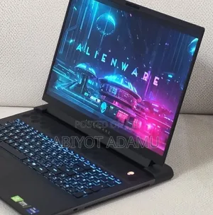 New Laptop Alienware M18 R2 16GB Intel Core i9 SSD 2T