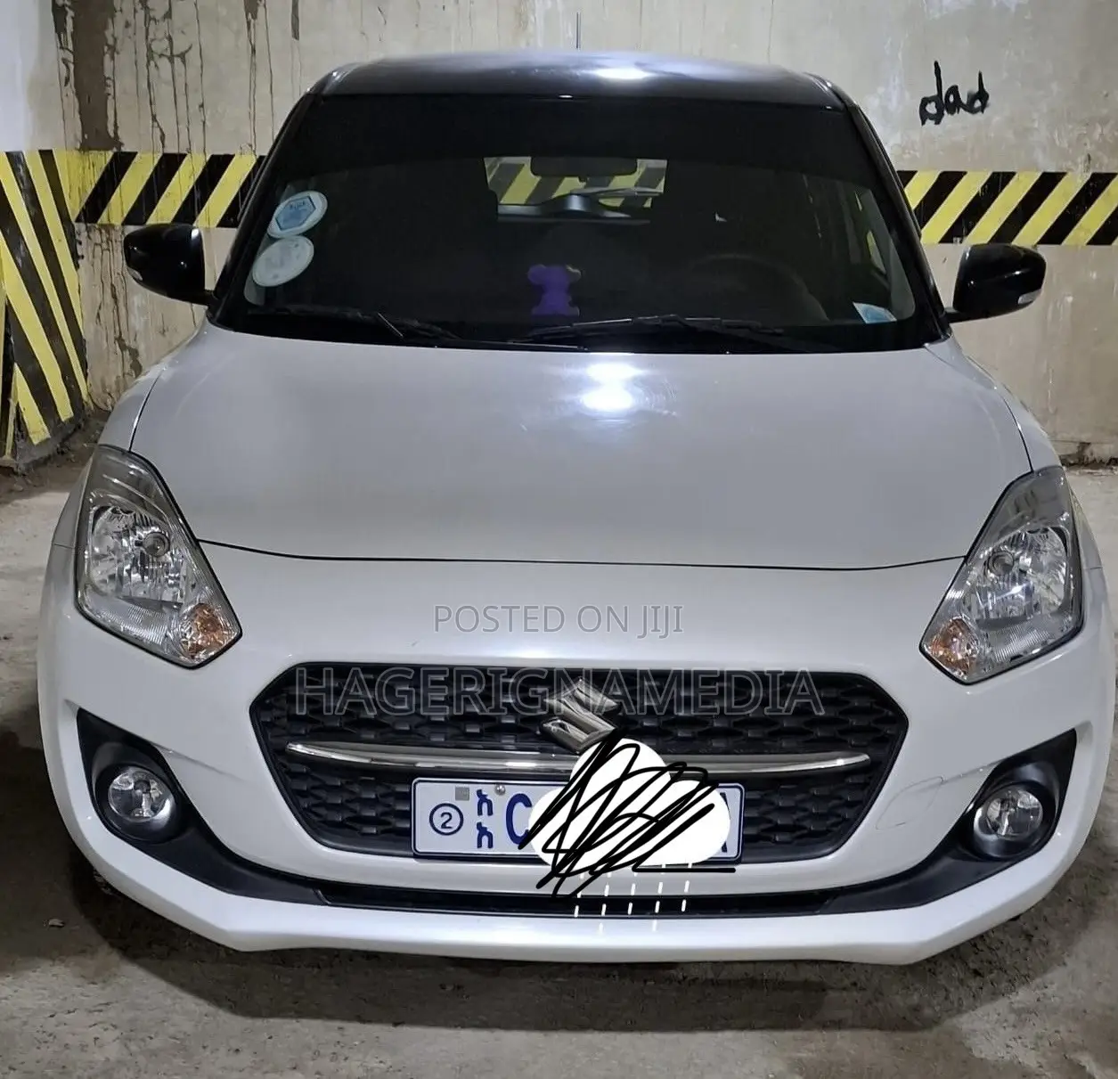 Suzuki Swift 2022 White