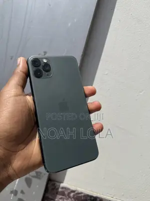 New Apple iPhone 11 Pro Max 64 GB Black