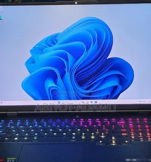 New Laptop Lenovo Legion 5 16GB AMD Ryzen 9 SSD 1T