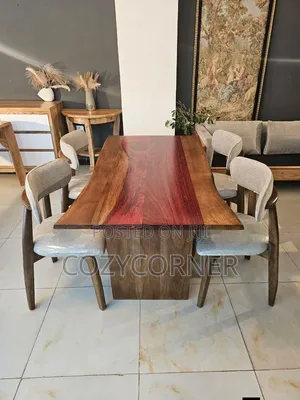 Durable Solid-Wood 4 Seaters Dining Table. በዋንዛ የተሰራ