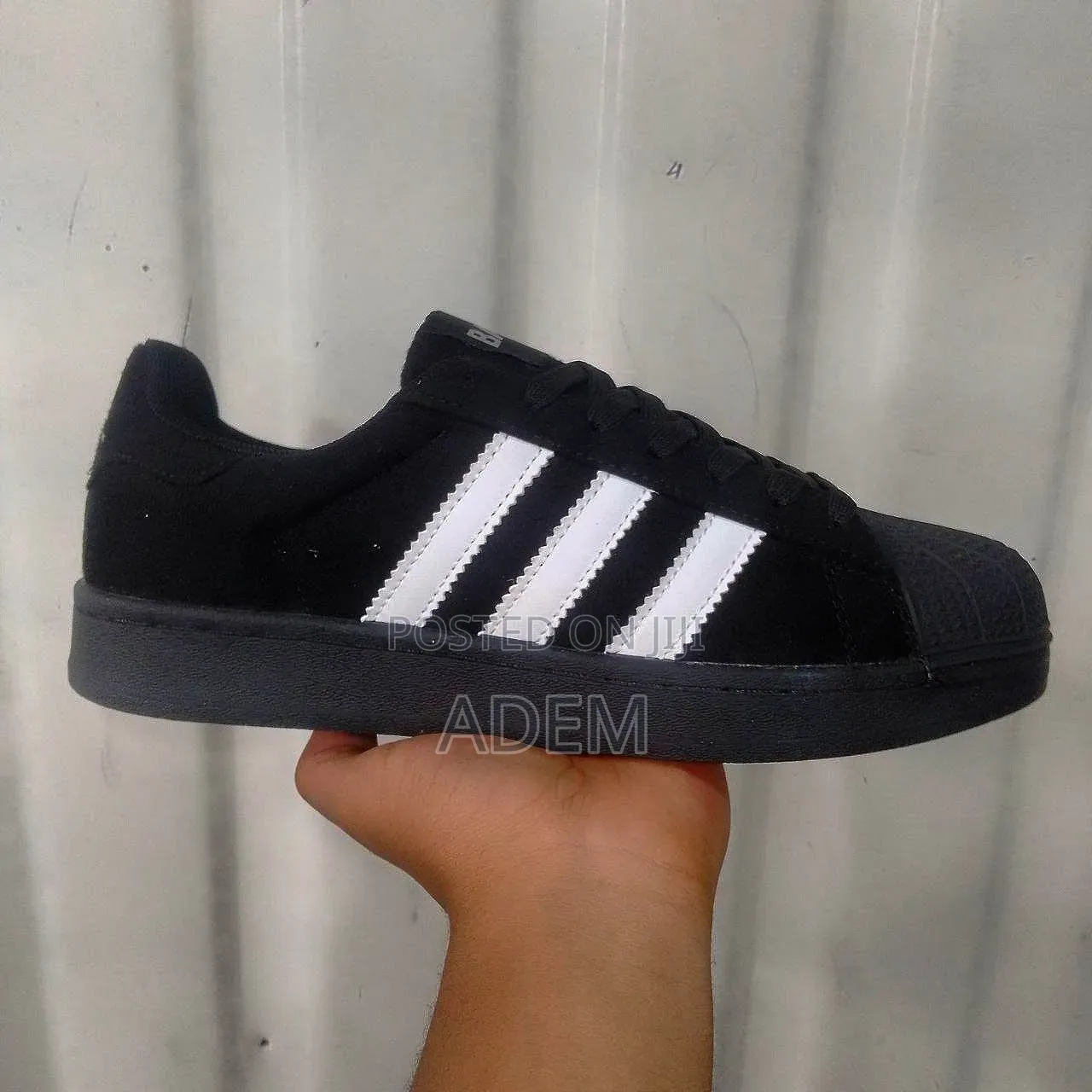 Adidas Campus