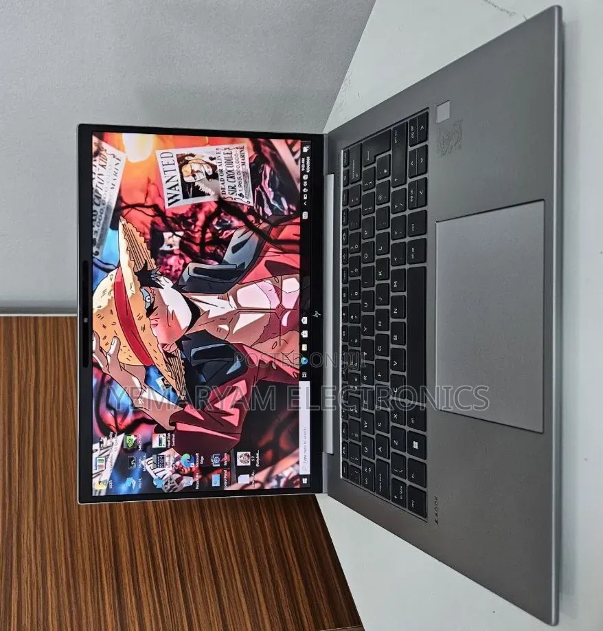 New Laptop HP ZBook Firefly 14 G10 16GB Intel Core i7 SSD 512GB
