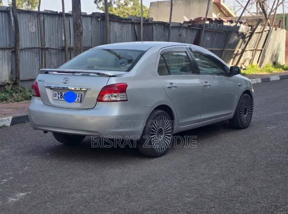 Toyota Yaris 2005 Silver