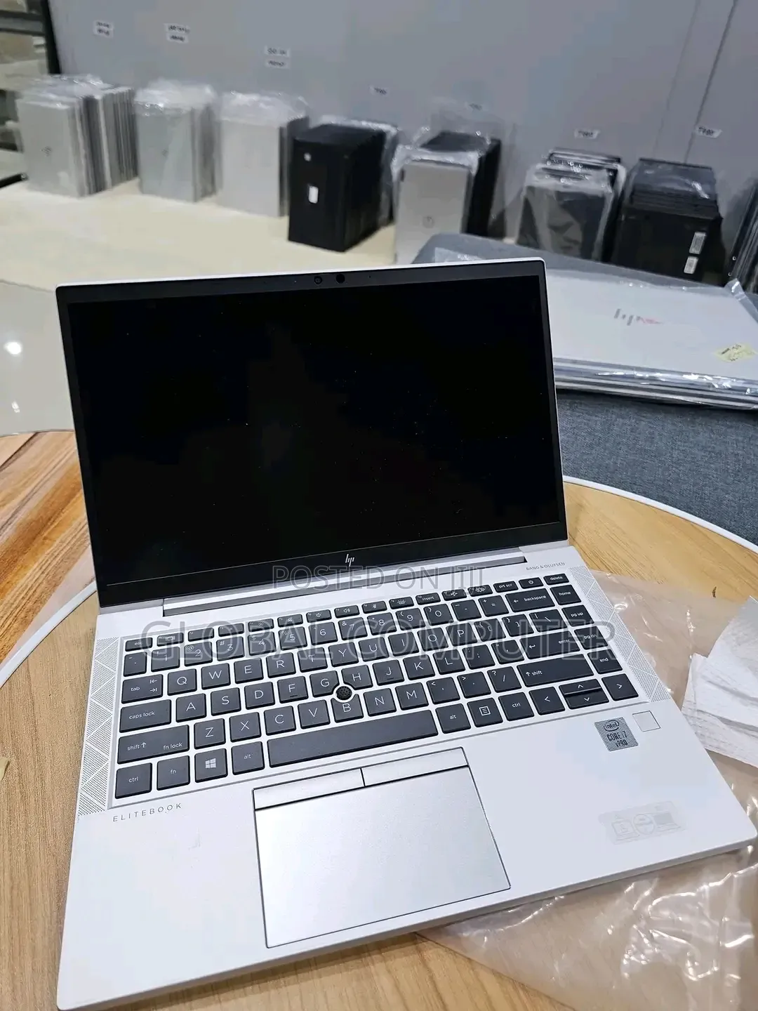 New Laptop HP EliteBook 840 G7 16GB Intel Core i5 SSD 512GB