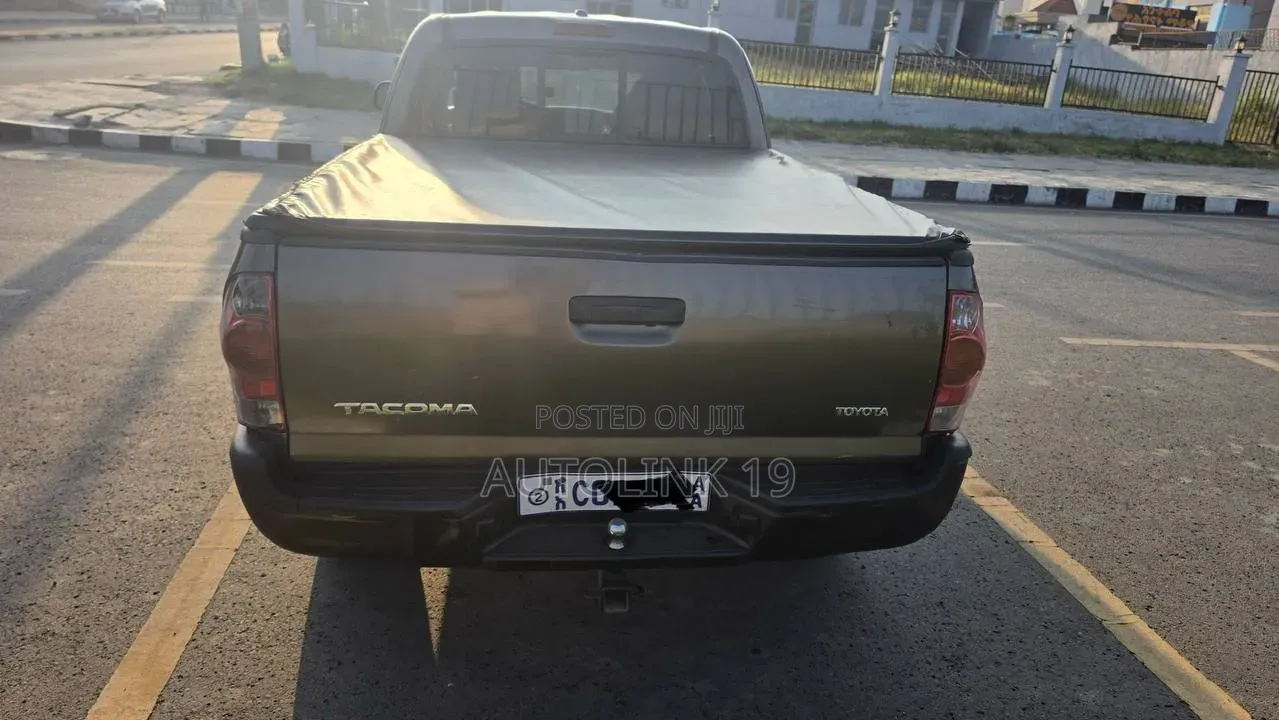 Toyota Tacoma Regular Cab 2008 Gray