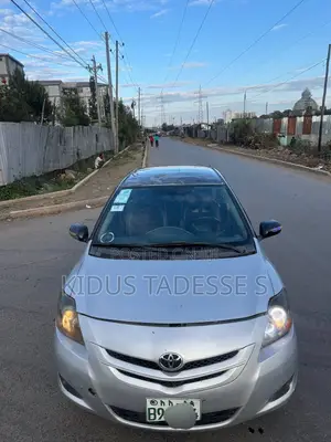 Toyota Yaris 2008 Silver