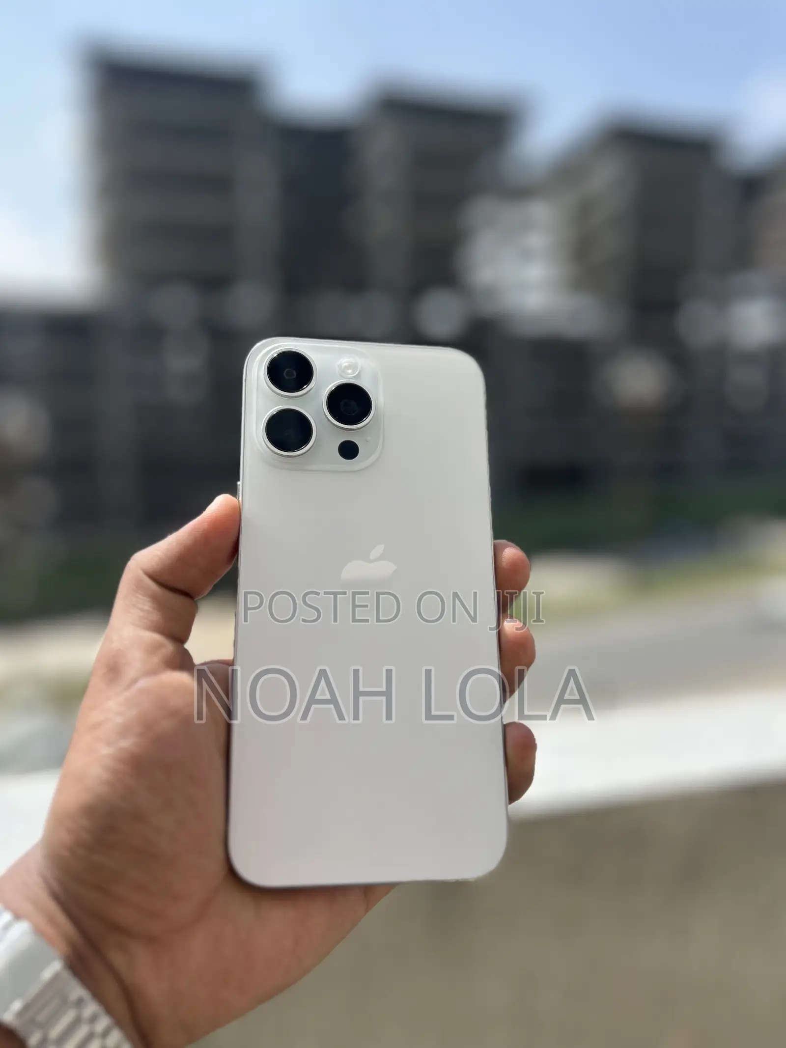 New Apple iPhone 15 Pro Max 256 GB White