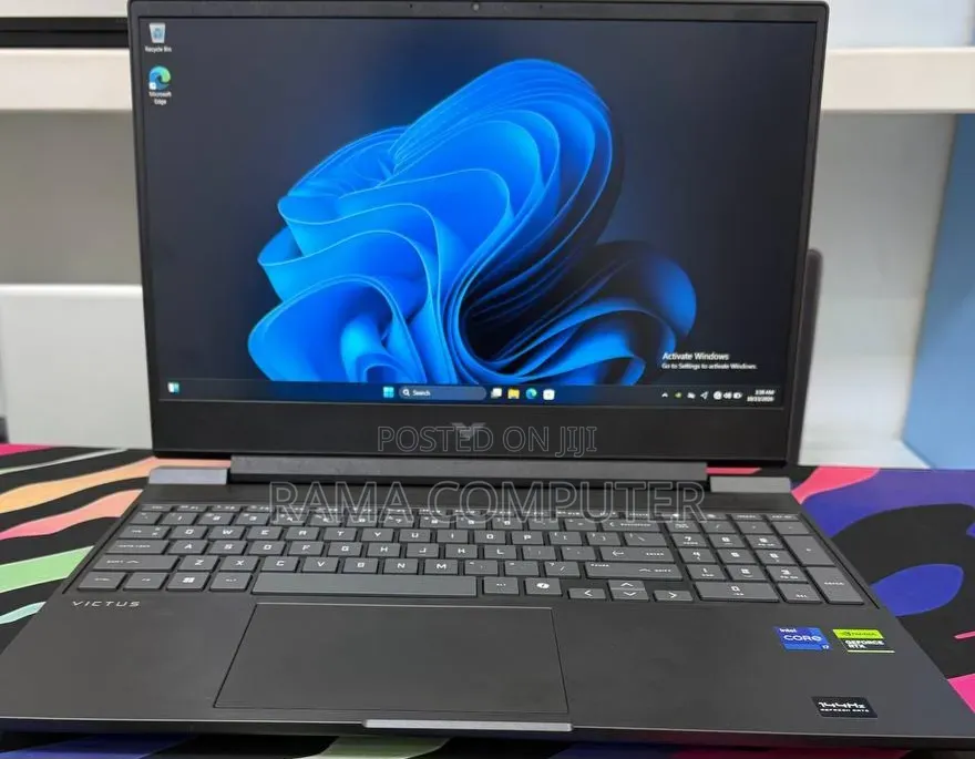 New Laptop HP Victus 16 16GB Intel Core i7 SSD 512GB