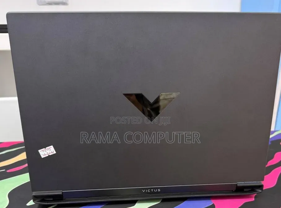 New Laptop HP Victus 16 16GB Intel Core i7 SSD 512GB