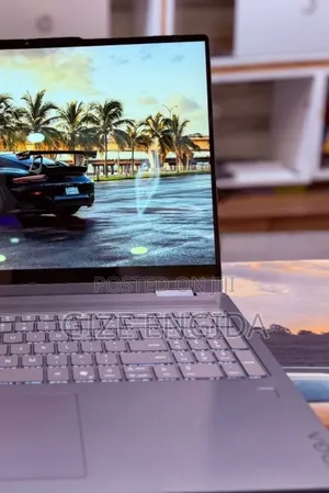 New Laptop Lenovo Yoga 7i 16GB Intel Core Ultra 7 SSD 1T