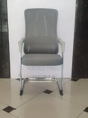 Gust Chair (Silver Couler)